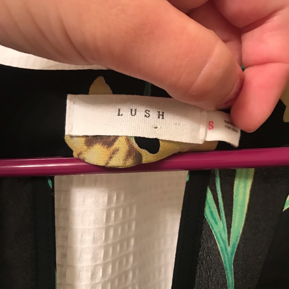 Lush Small Spring Dress - Picture 7 of 7